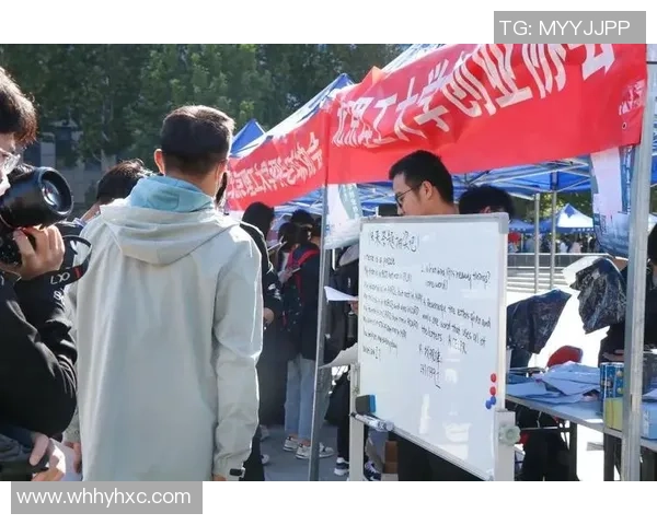 成都羽毛球队的拼搏历程与成长故事揭秘